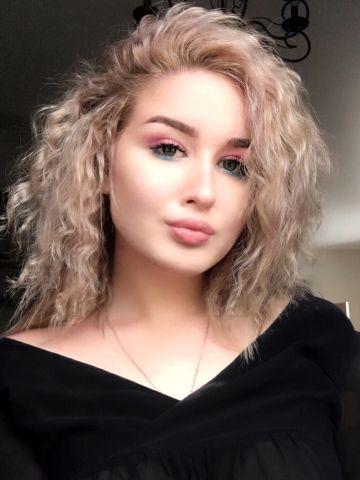 Анюта